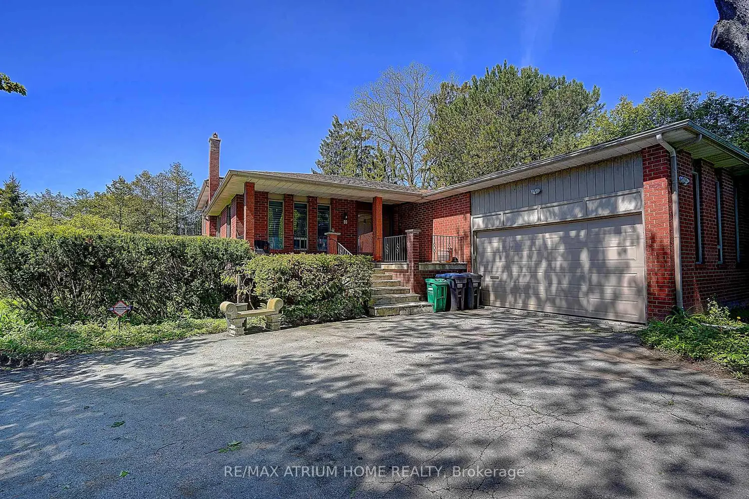 42 Cumberland Drive photo 2