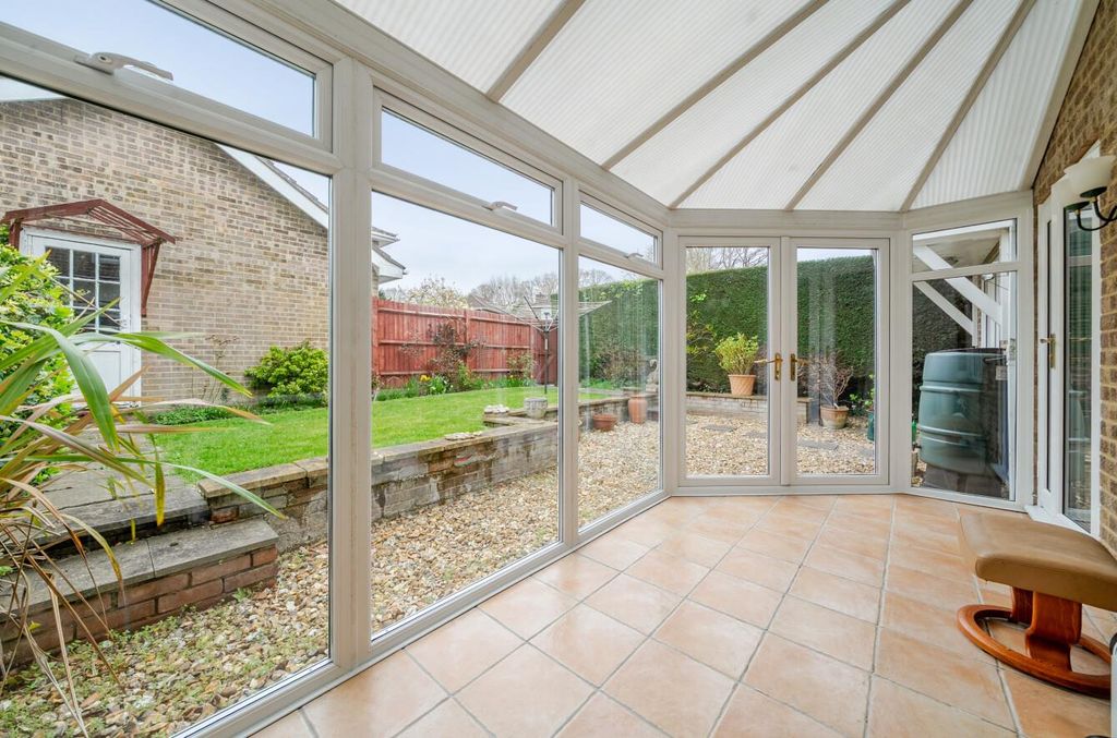 Additional image 14 of 4 bed property for saleBroomhill Way, Boyatt Wood, Eastleigh SO50
