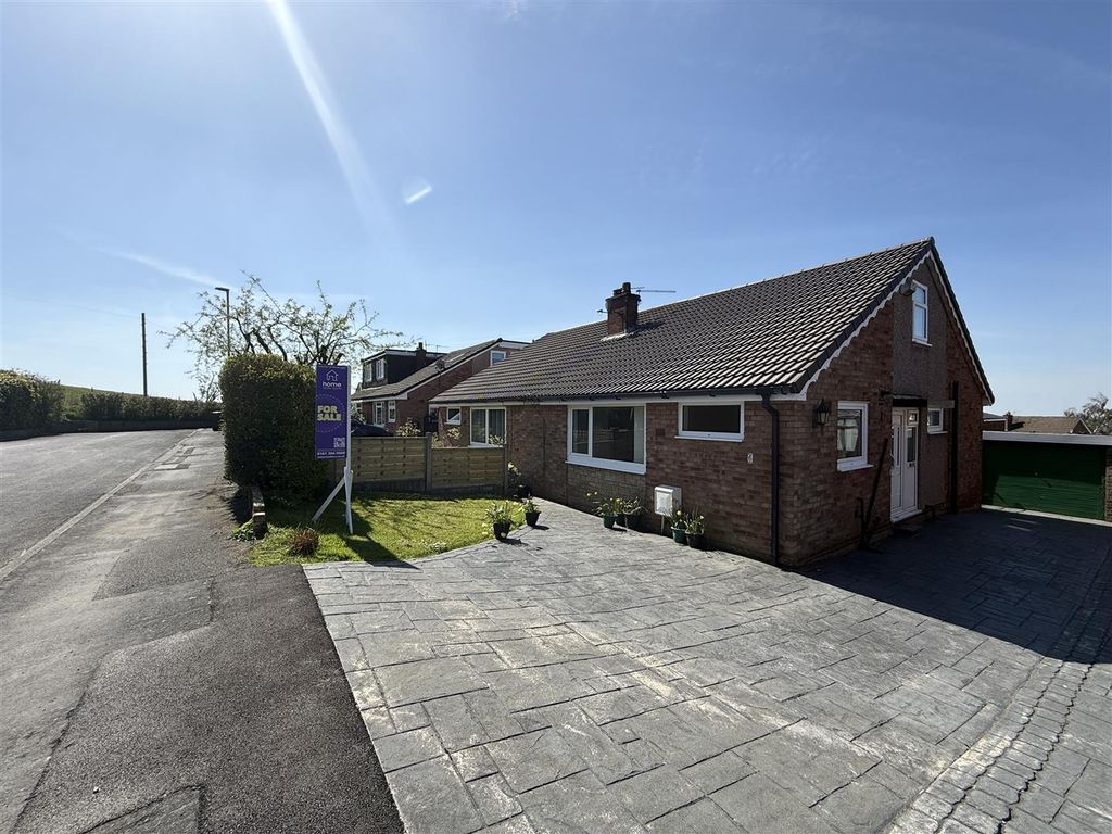 2 bed semi-detached bungalow for saleDryden Close, Dukinfield SK16 photo 4