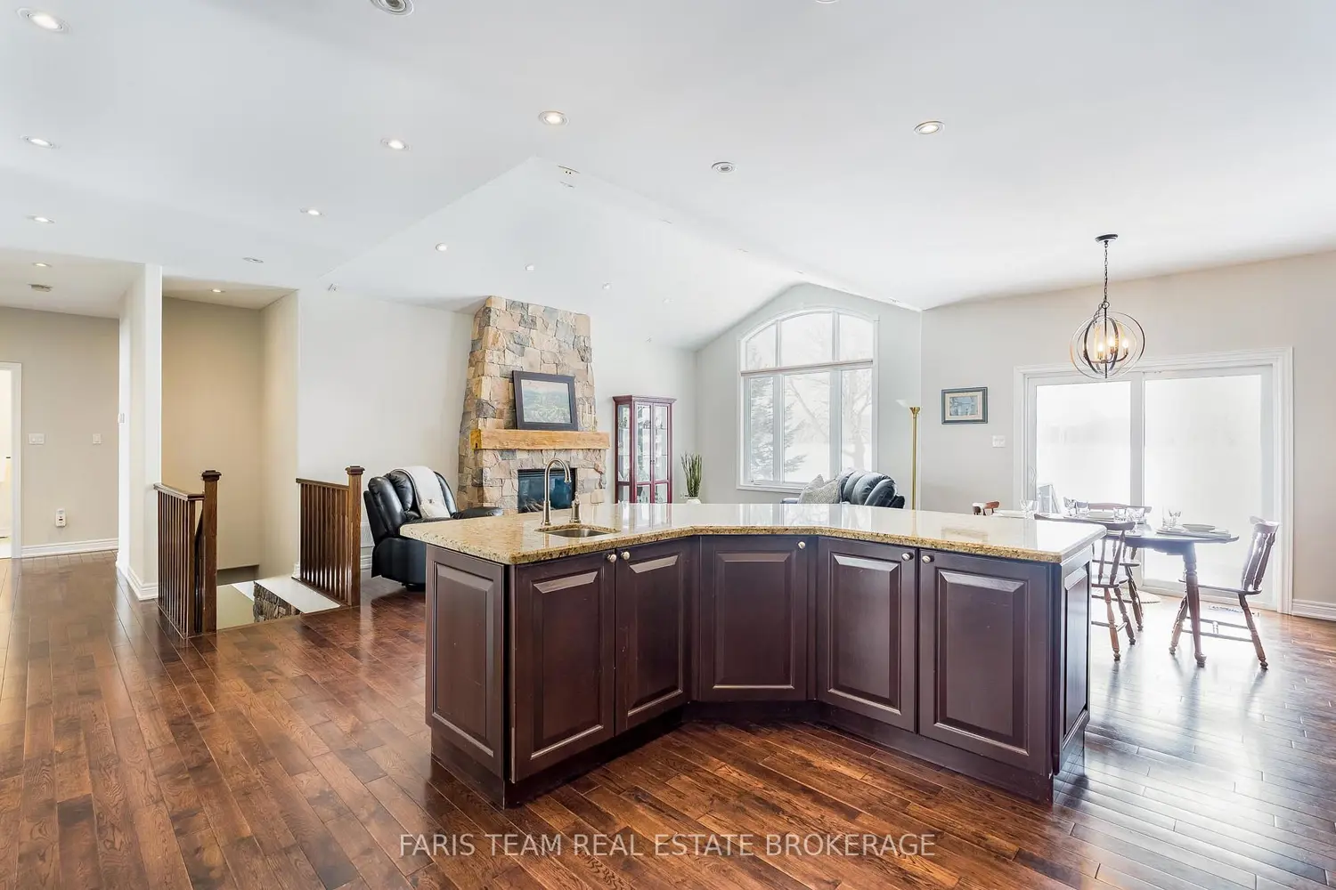 30 Fisher Drive photo 5