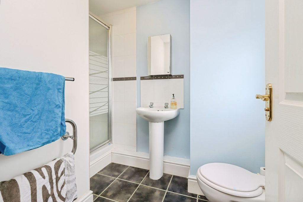 Additional image 6 of 2 bed flat for saleNewtown Road, Whitchurch SY13