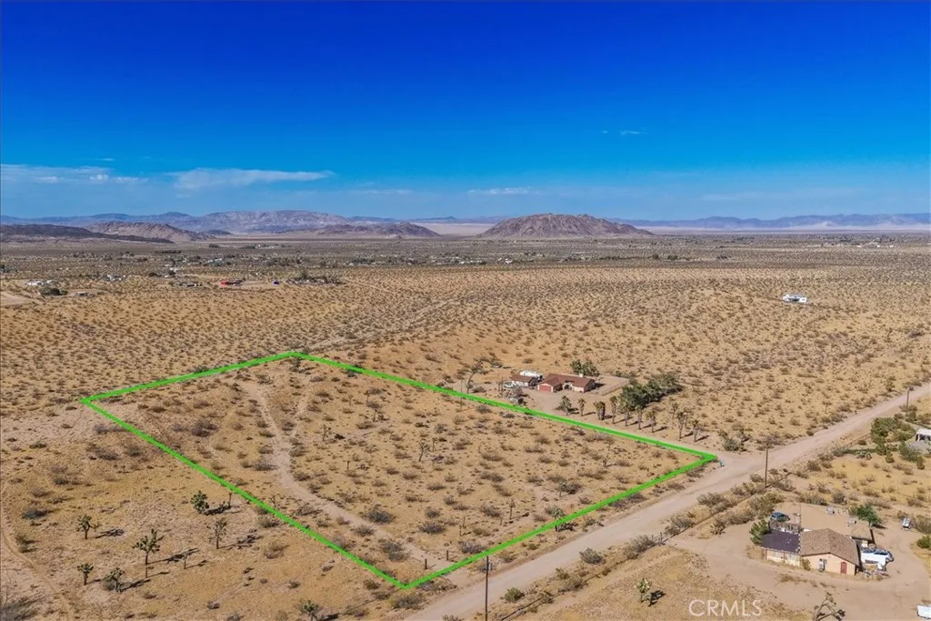 56666 Lowe Avenue, Yucca Valley, CA 92284