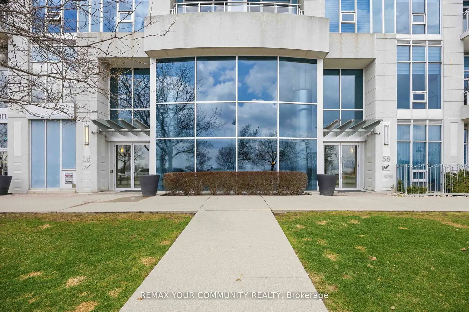 58 Marine Parade Drive 215