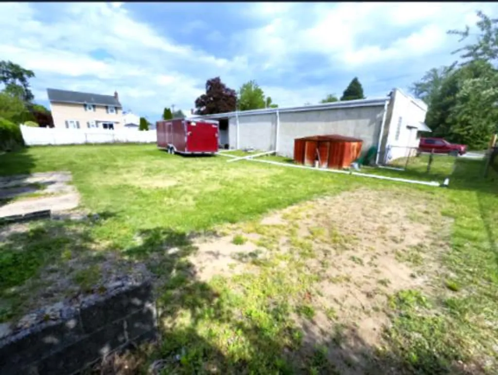 820 Oakland Avenue, Burlington, NJ 08016