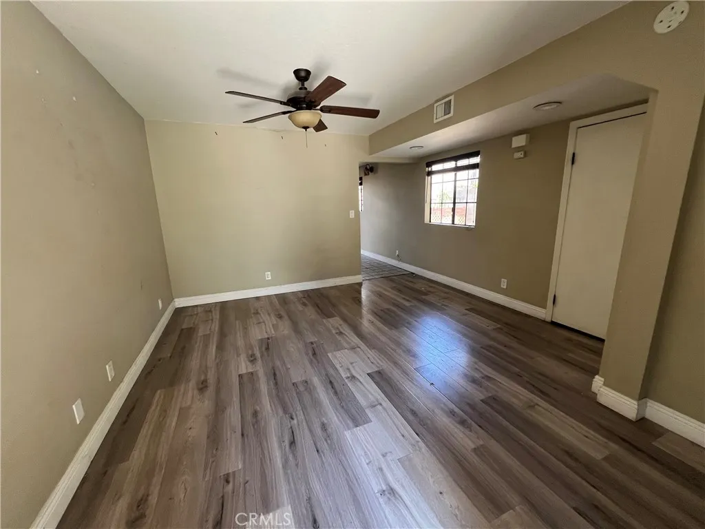 10546 Knott Ave, Stanton, CA 90680 photo 4