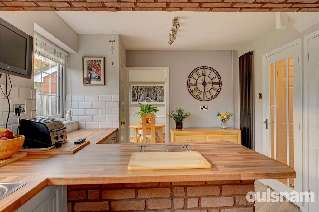 Additional image 4 of 3 bed semi-detached house for saleWest Park Drive, Droitwich, Worcestershire WR9