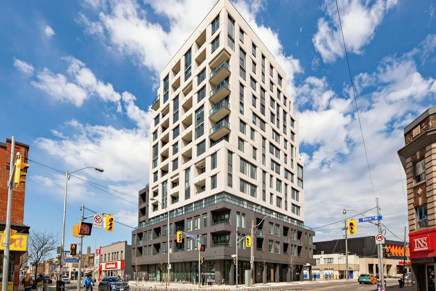 758 Dovercourt Road 1101