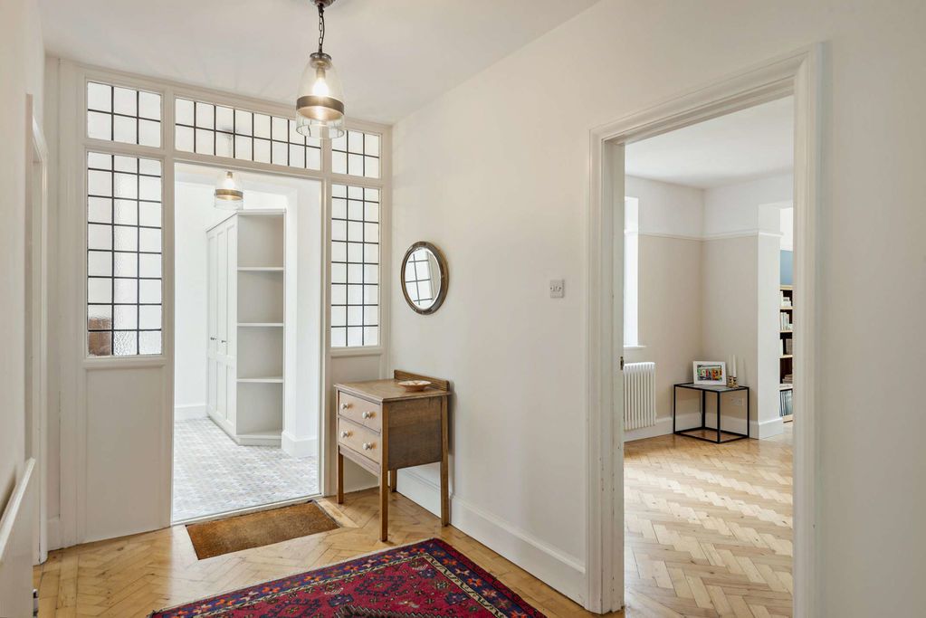 Additional image 7 of 5 bed detached house for saleCollege Avenue, Epsom KT17