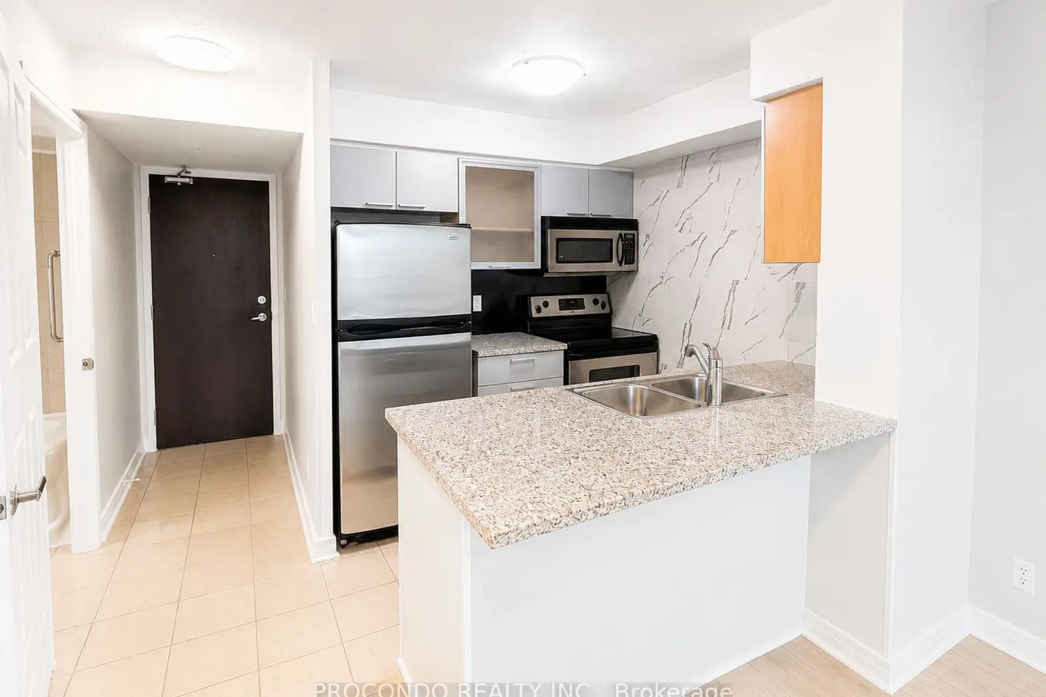 Additional image 10 of 18 Harrison Garden Boulevard 509
