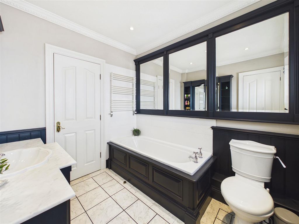 Additional image 28 of 5 bed property for saleNetherways, Park Avenue, Dronfield S18
