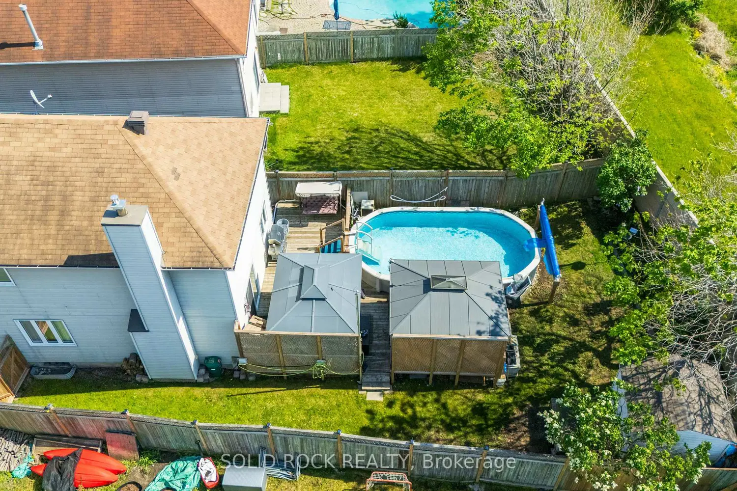 30 Rowe Drive photo 3