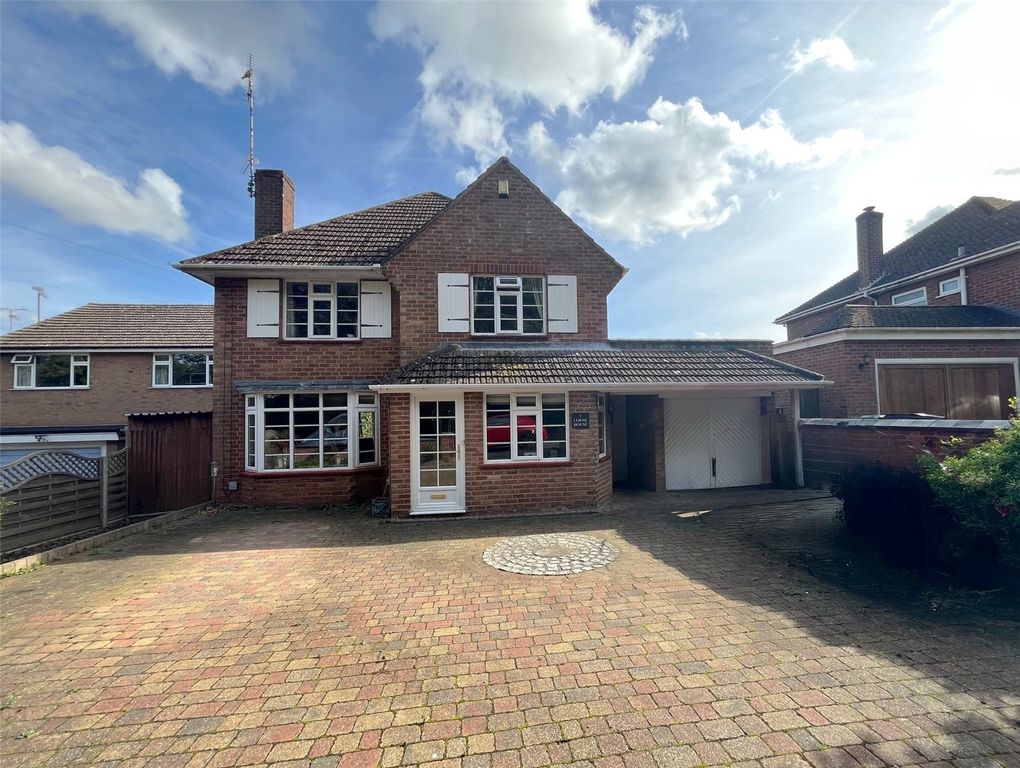 3 bed detached house for saleStaverton Road, Daventry, Northamptonshire NN11