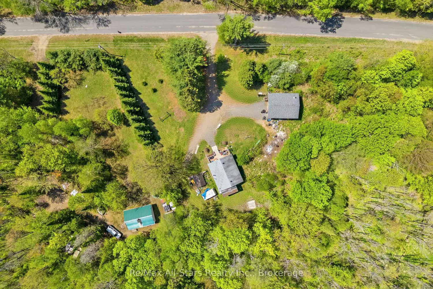 2170 Buckslide Road photo 2