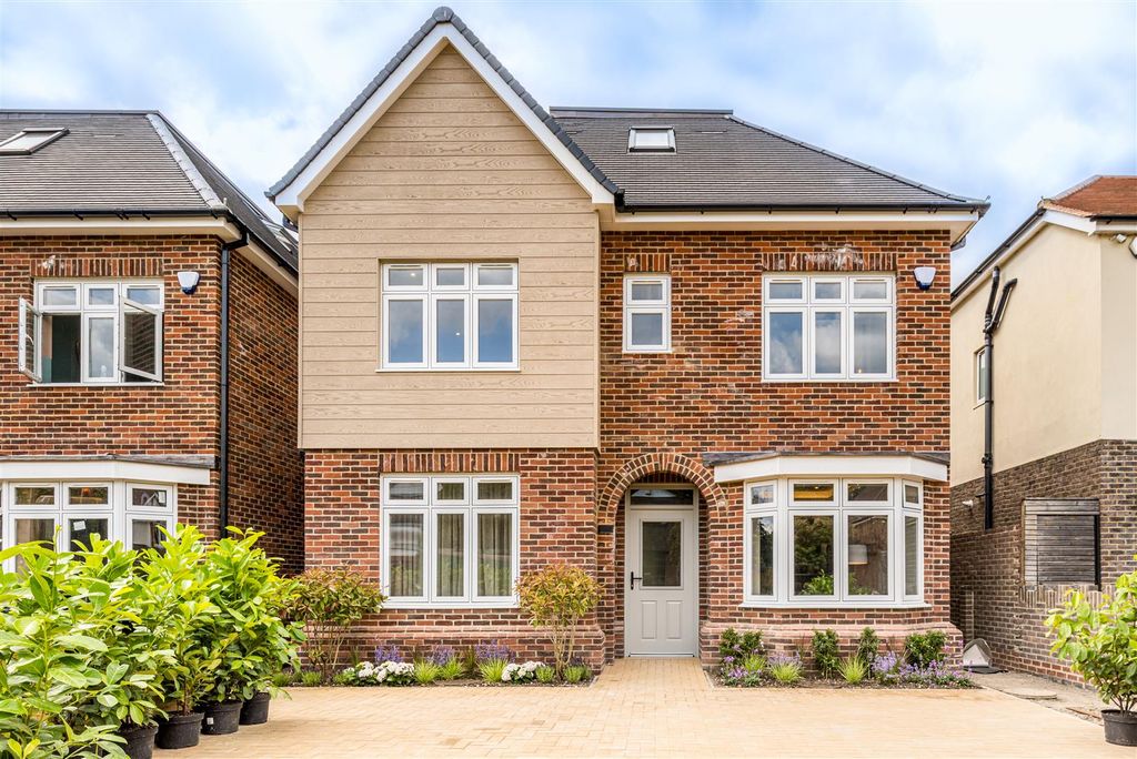 5 bed property for salePlot 4, Chase View, Spring Court Road, Enfield EN2 photo 2