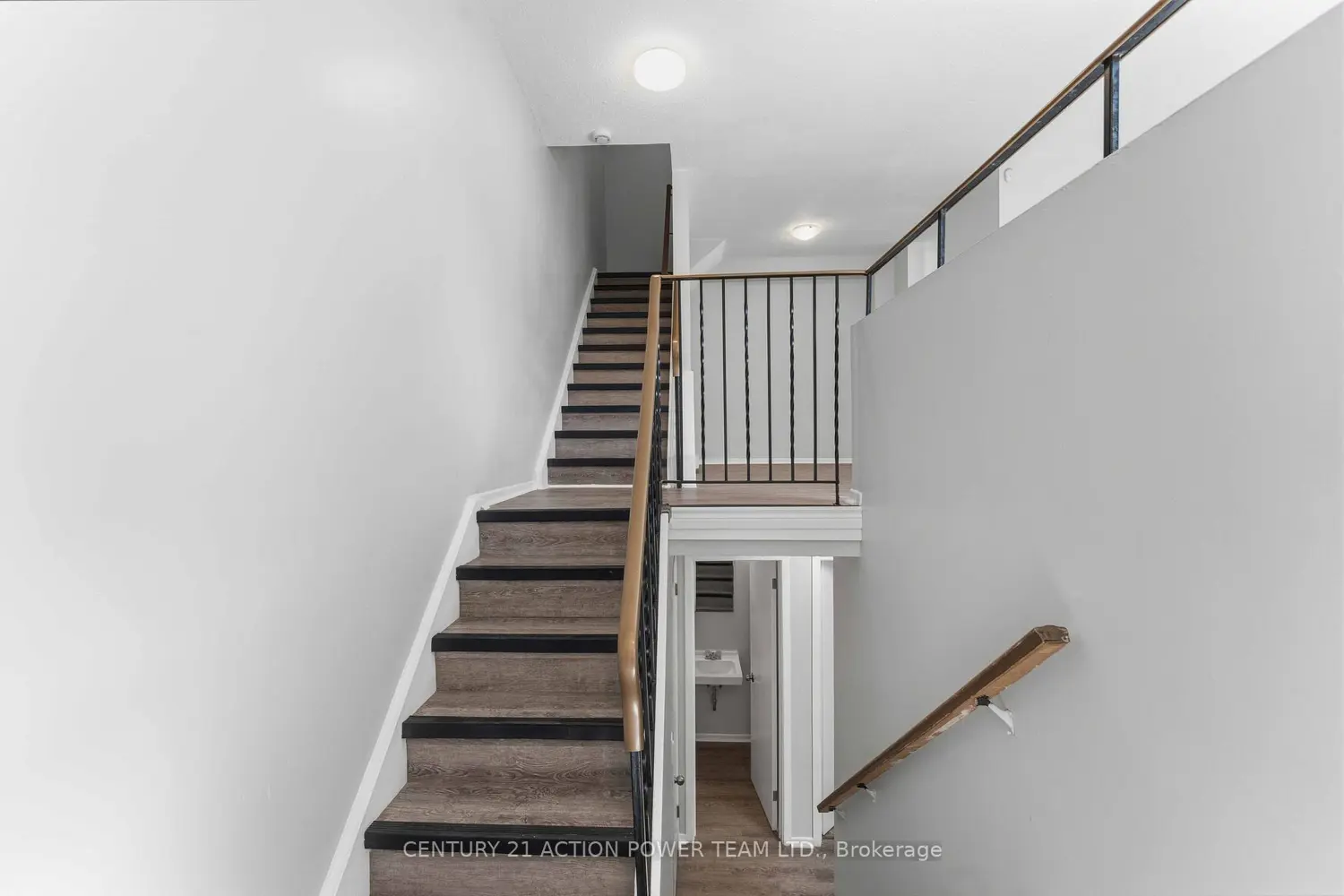 Additional image 18 of 17 Sonnet Crescent B