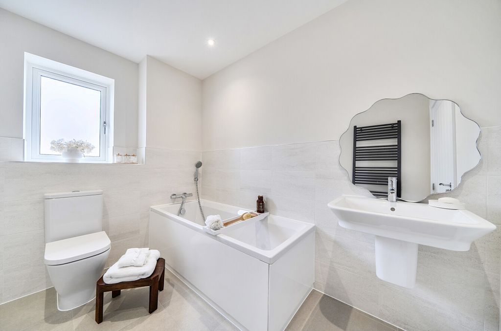 Additional image 14 of 4 bed semi-detached house for saleHeritage Place, North Stoneham Park, North Stoneham, Eastleigh SO50