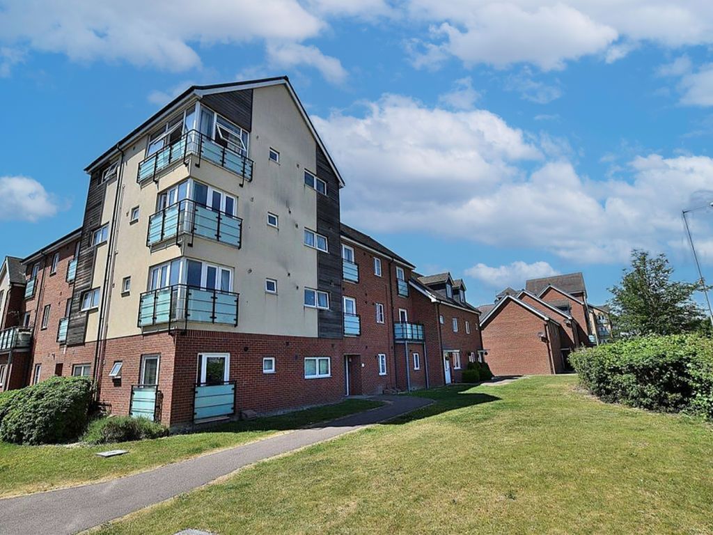 Additional image 13 of 2 bed flat for saleLeyland Road, Dunstable LU6