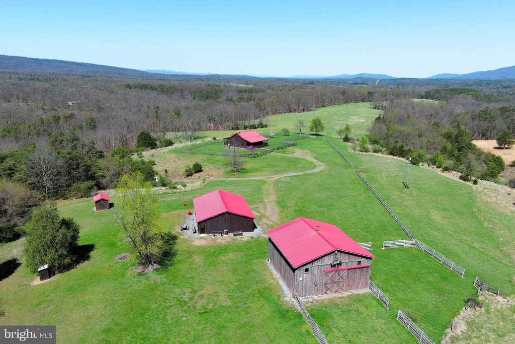 Additional image 101 of 453 Wheaton Drive, Purgitsville, WV 26852