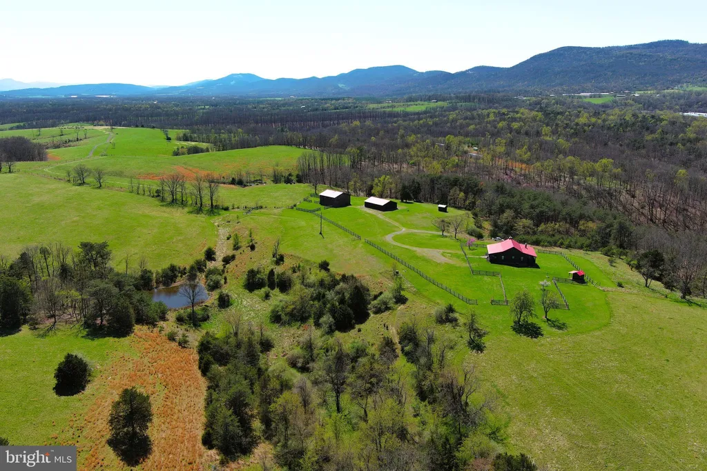 Additional image 137 of 453 Wheaton Drive, Purgitsville, WV 26852
