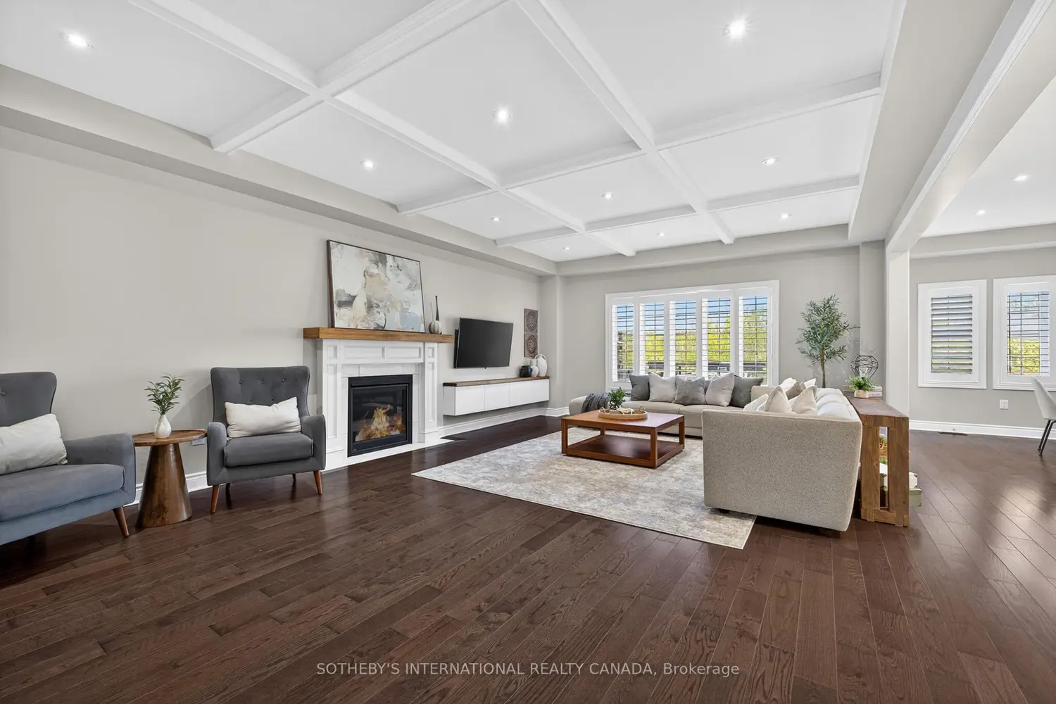 689 Audley Road photo 2