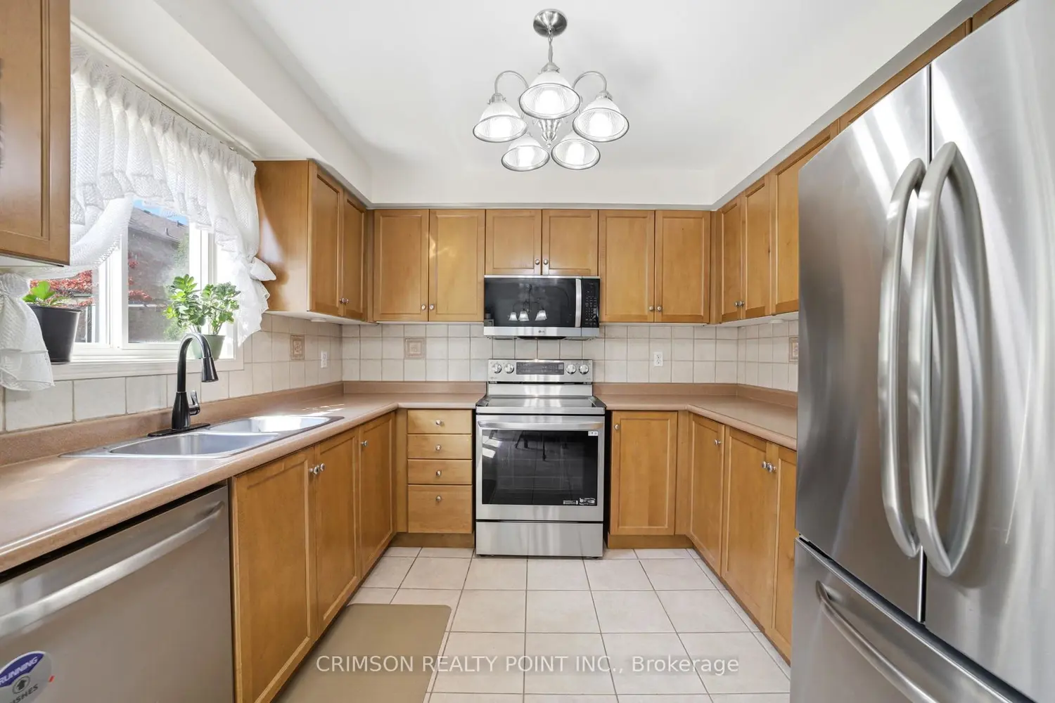 42 Dawson Crescent photo 3