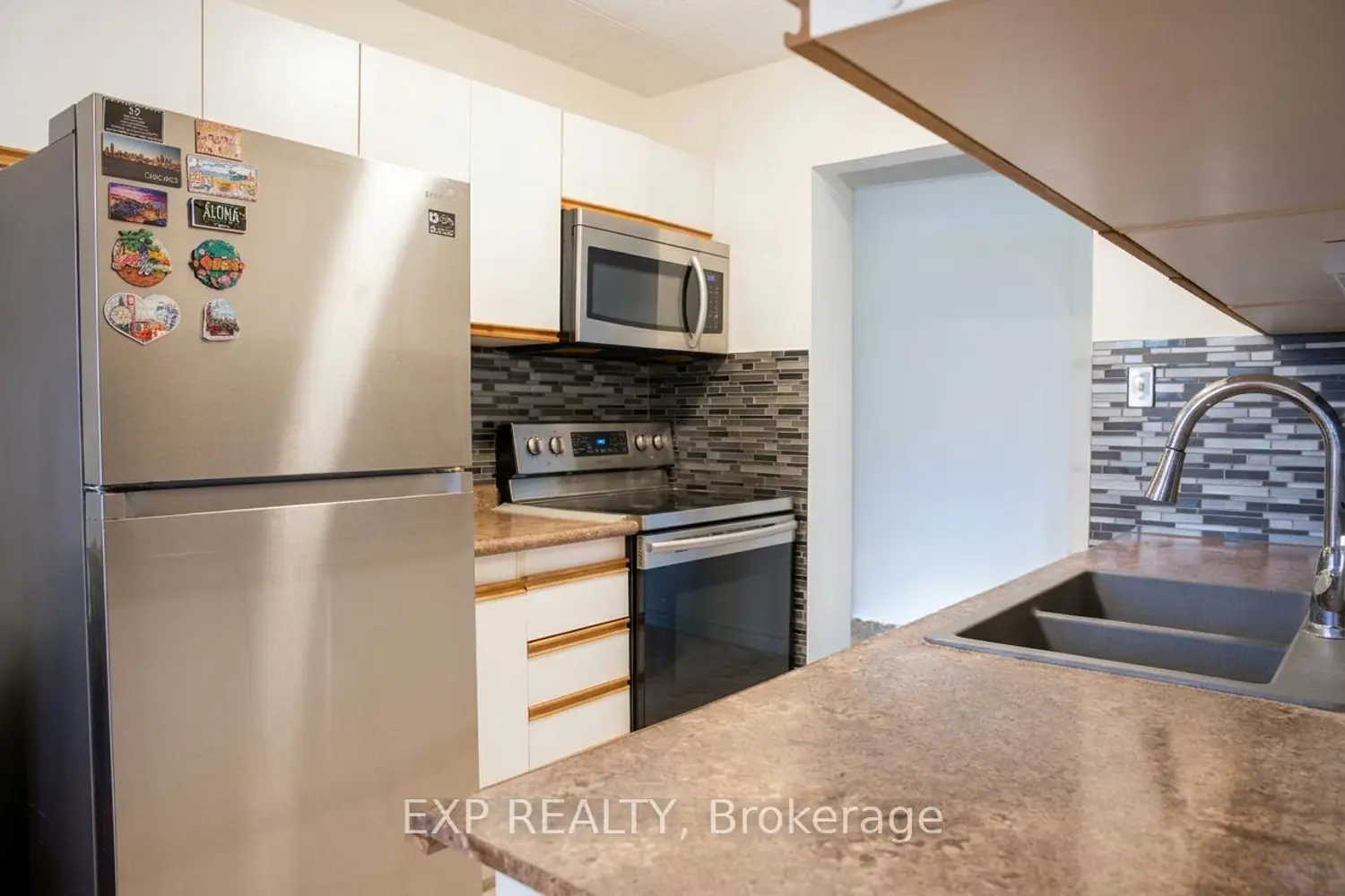29 West Avenue 302 photo 2
