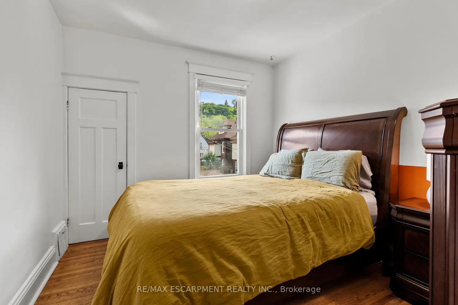 Additional image 8 of 260 Stinson Crescent