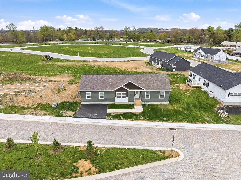 Additional image 2 of 3987 Hastings Road, Walnutport, PA 18088