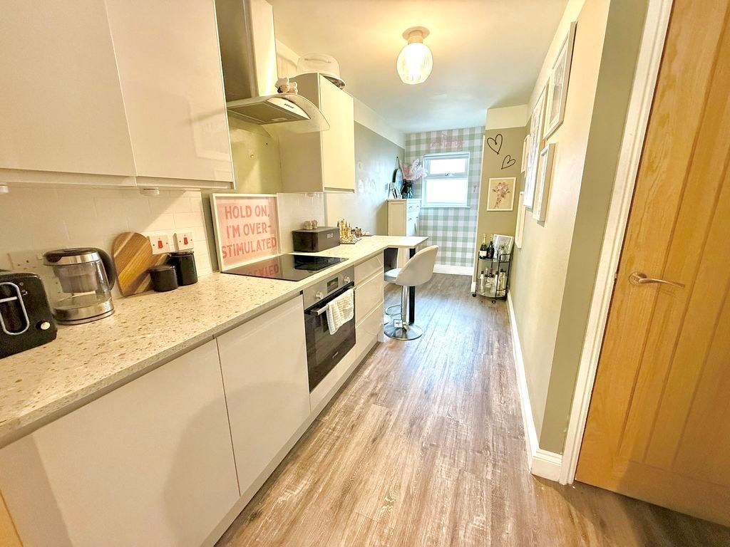 Additional image 18 of 5 bed semi-detached house for saleGilded Acre, Dunstable LU6