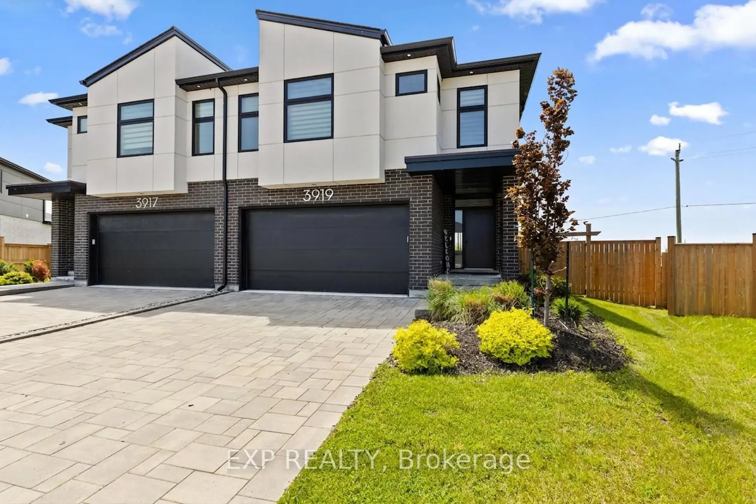 3919 Mitchell Crescent