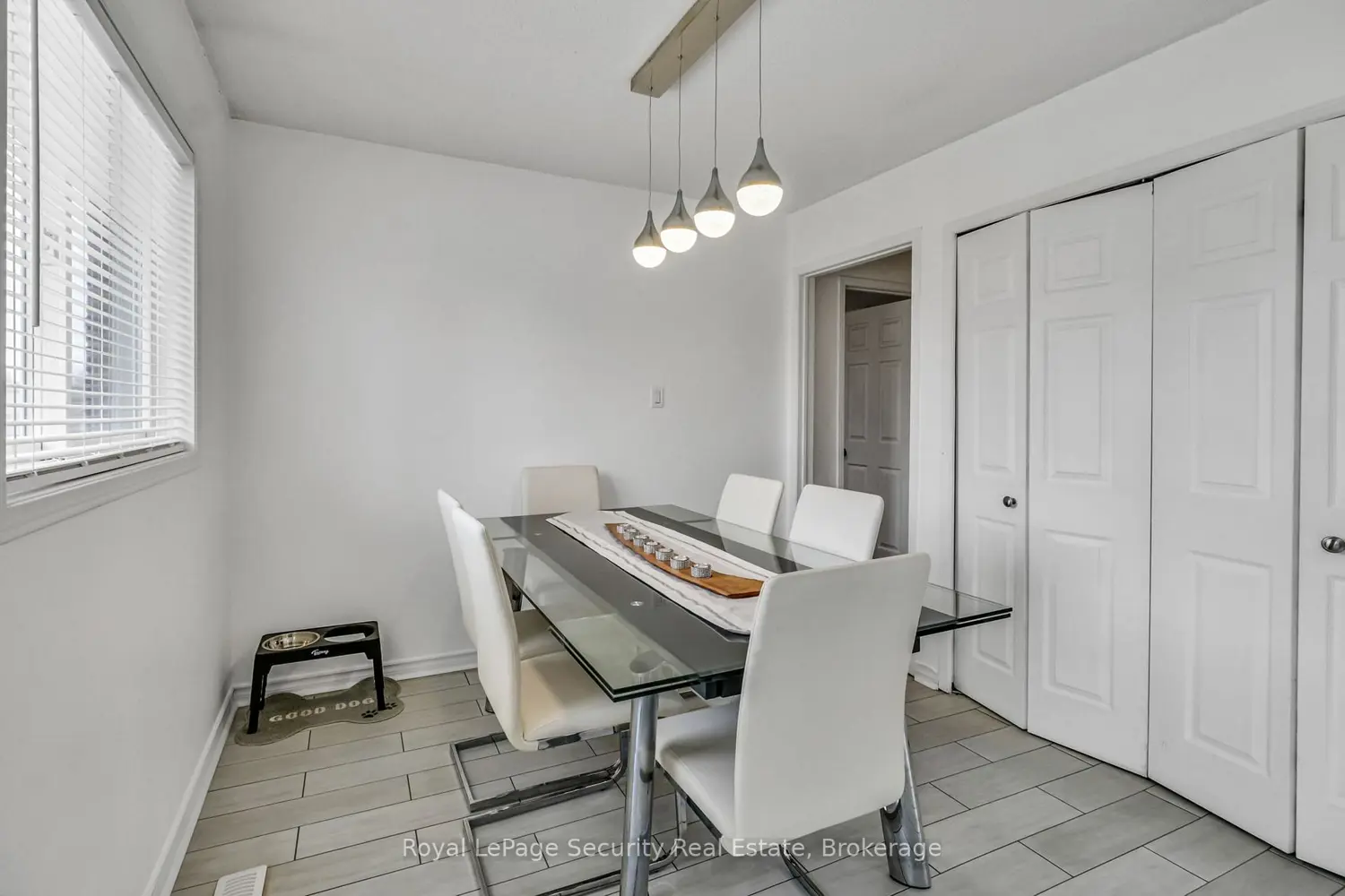 1280 Forest Street photo 5