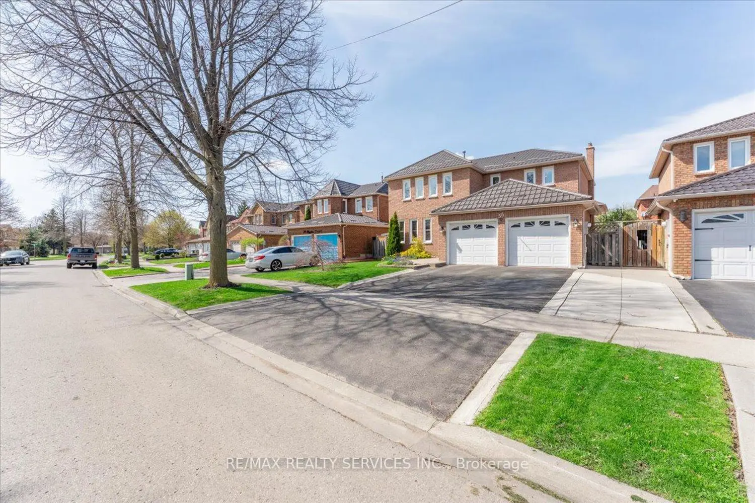36 Brydon Crescent