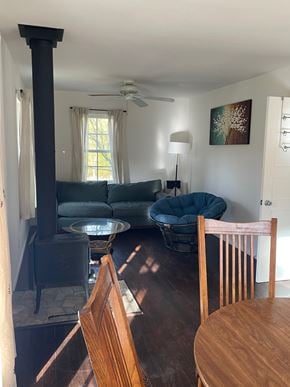 Apartment B, Hyampom, CA, 96046 photo 3