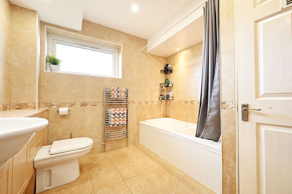 Additional image 21 of 5 bed bungalow for saleRomney Drive, Dronfield S18