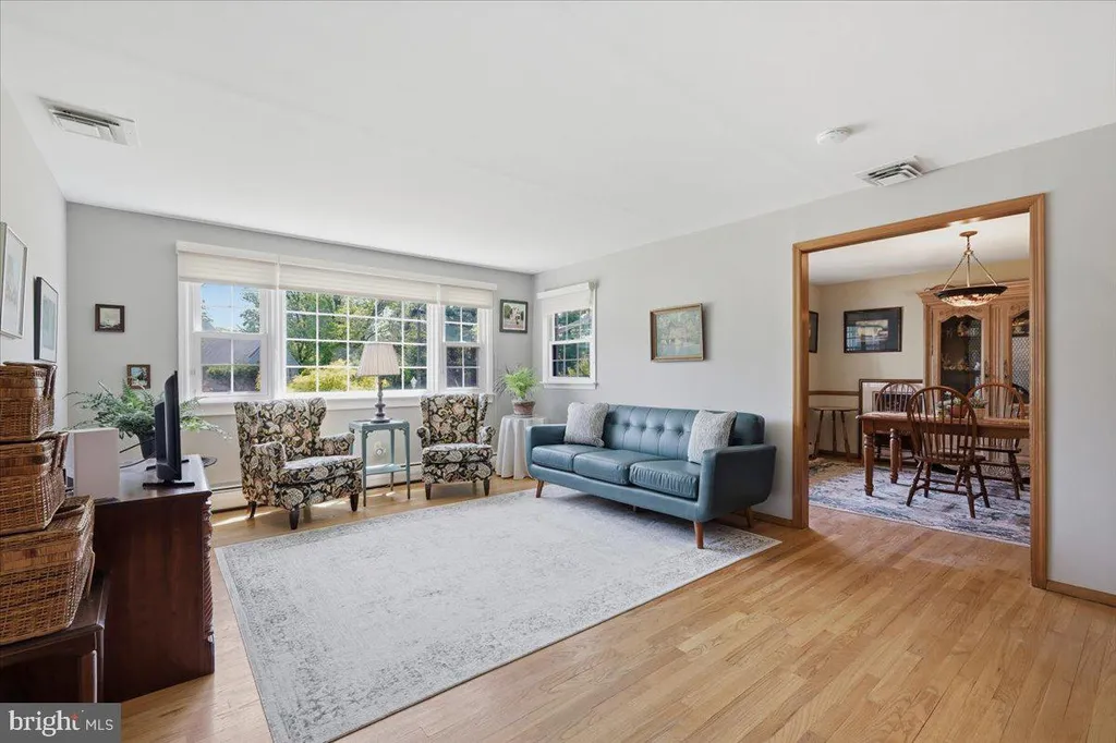 14 Mansfield Road, Ewing, NJ 08628 photo 5