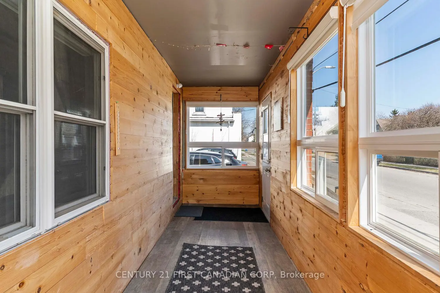 Additional image 4 of 706 Nelson Street