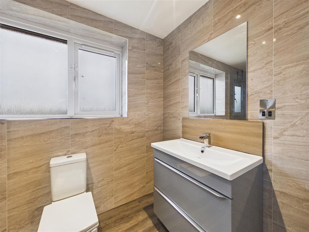 Additional image 19 of 4 bed detached house for saleSalisbury Road, Dronfield S18