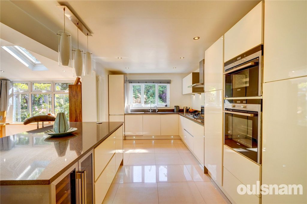 Additional image 11 of 5 bed detached house for saleHanbury Road, Droitwich, Worcestershire WR9