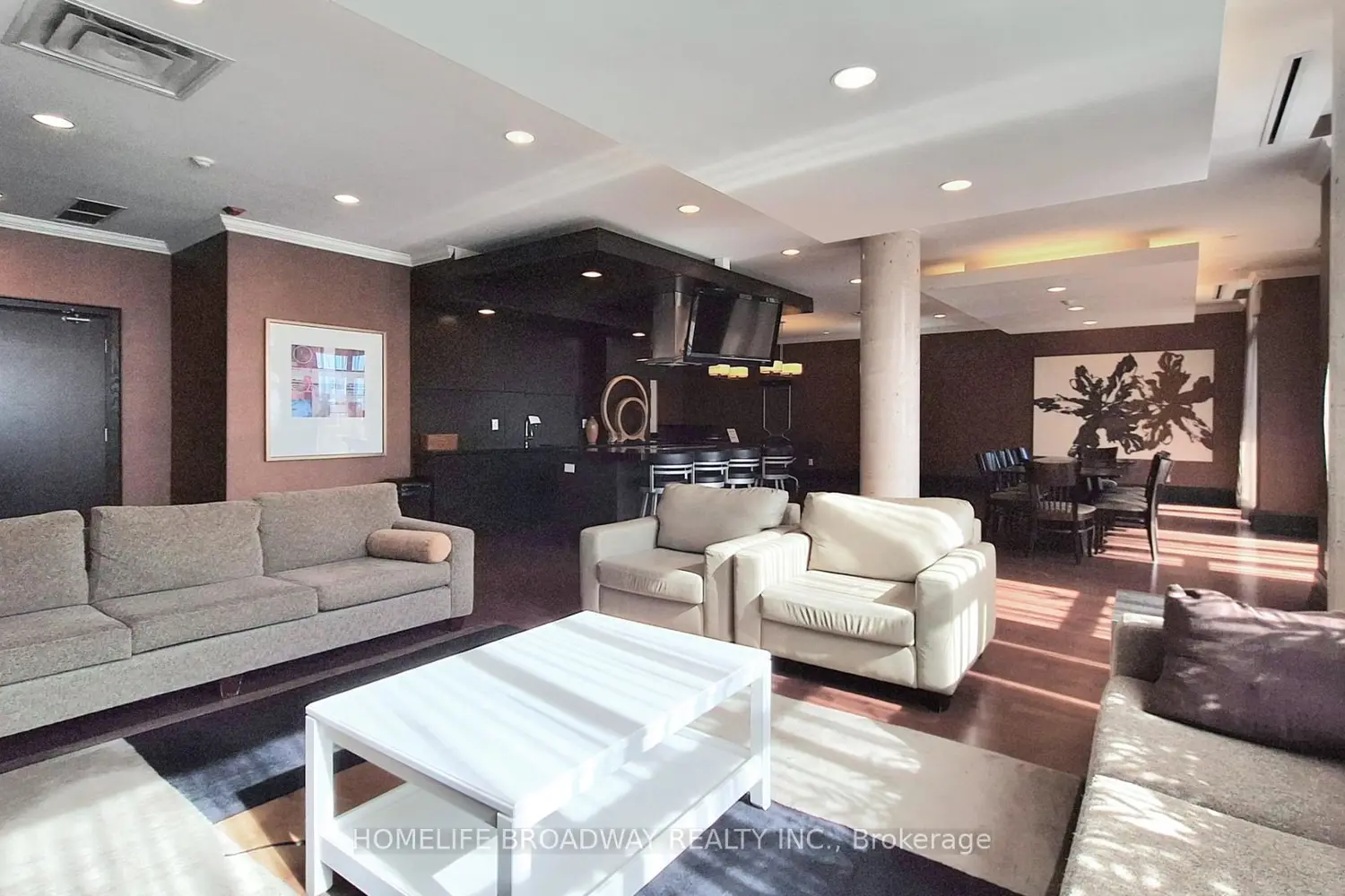 Additional image 16 of 1 Upper Duke Crescent 806