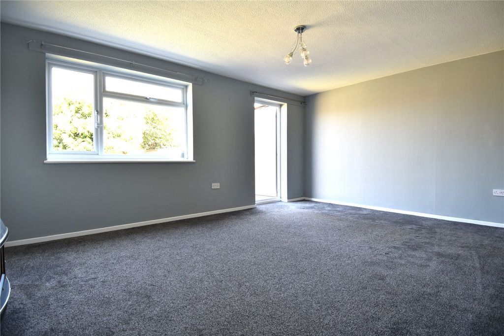 Additional image 4 of 3 bed semi-detached house for saleWestbury Avenue, Droitwich, Worcestershire WR9