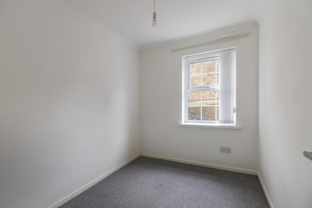 Additional image 8 of 2 bed flat for saleAndrew Road, Penarth CF64