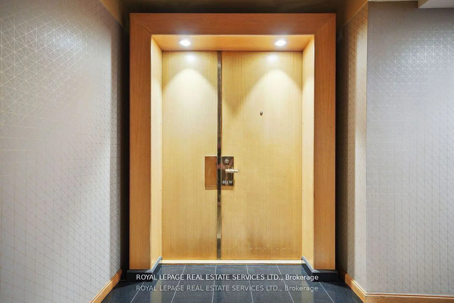 Additional image 2 of 480 Queens Quay 601