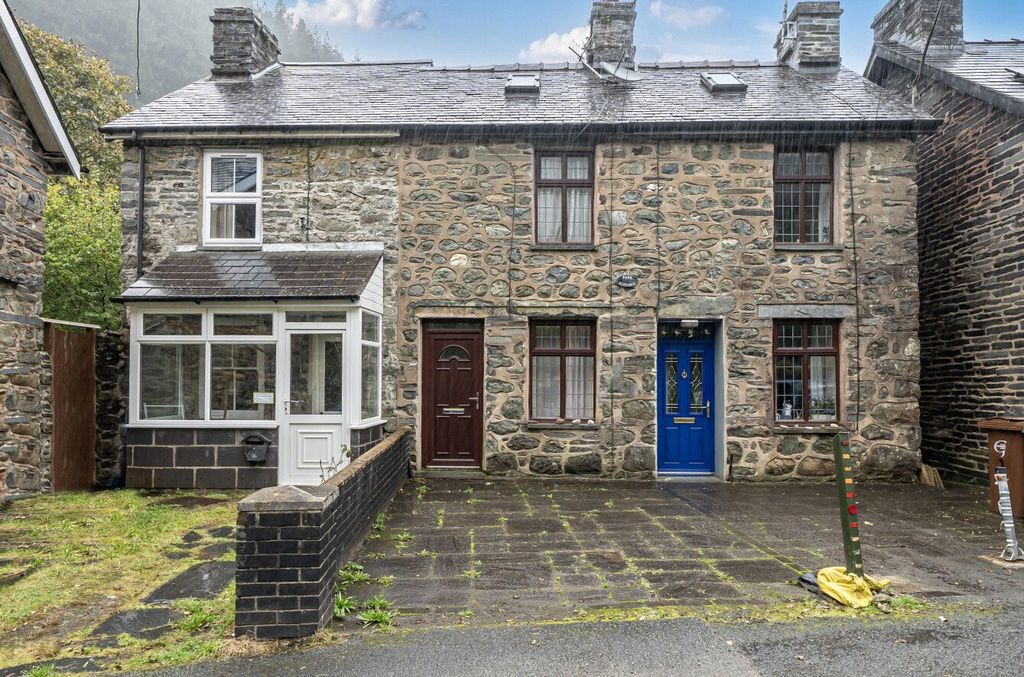 2 bed terraced house for salePark Terrace, Corris, Machynlleth, Gwynedd SY20