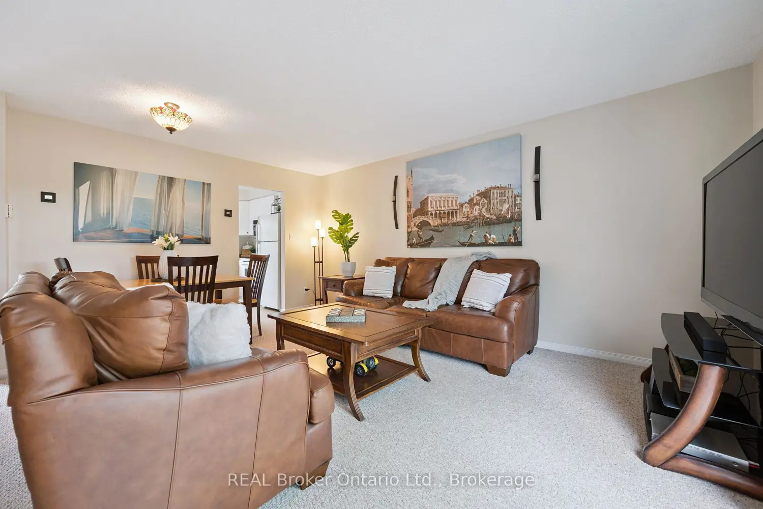 Additional image 8 of 255 Camelot Court 2