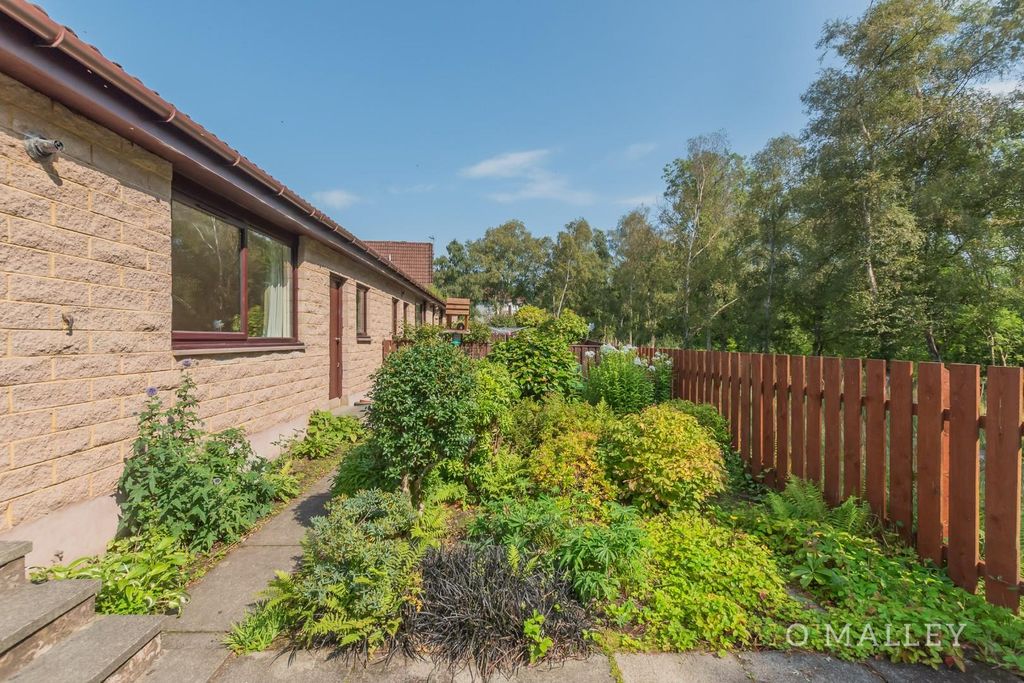 Additional image 28 of 2 bed bungalow for saleHillview Place, Dollar FK14