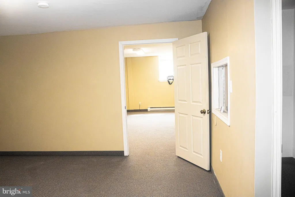 7727 Germantown Avenue, Philadelphia, PA 19118