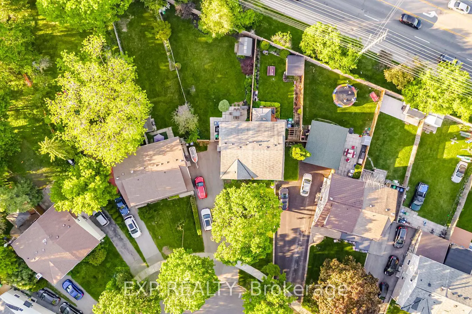 Additional image 15 of 678 Green Meadow Crescent