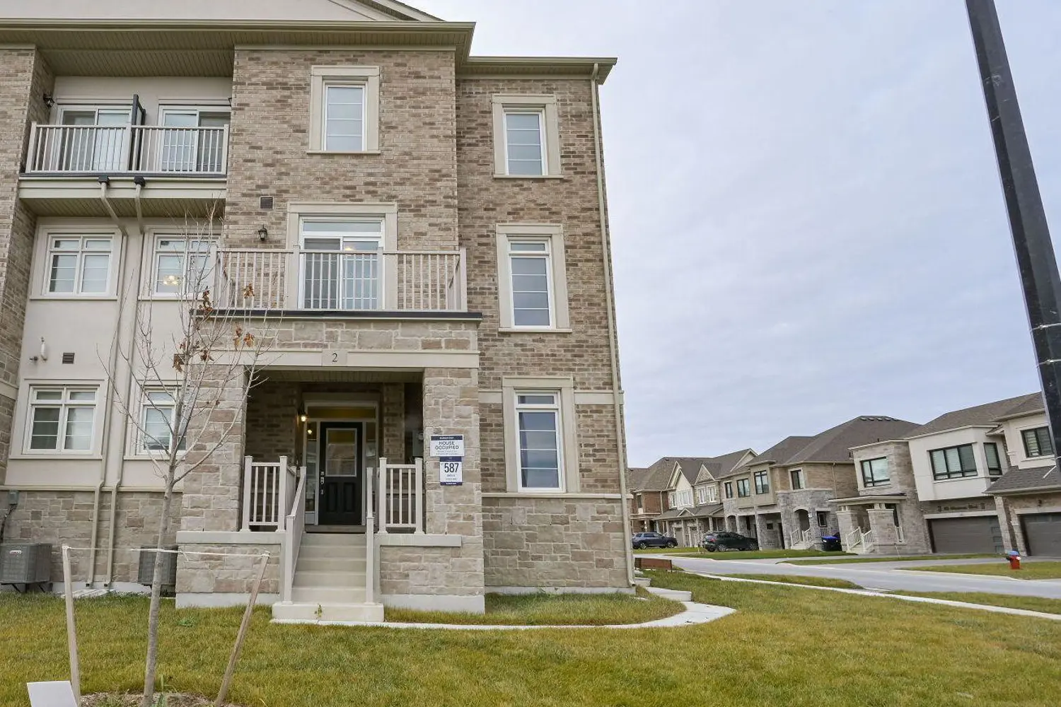 2 Paisley Drive