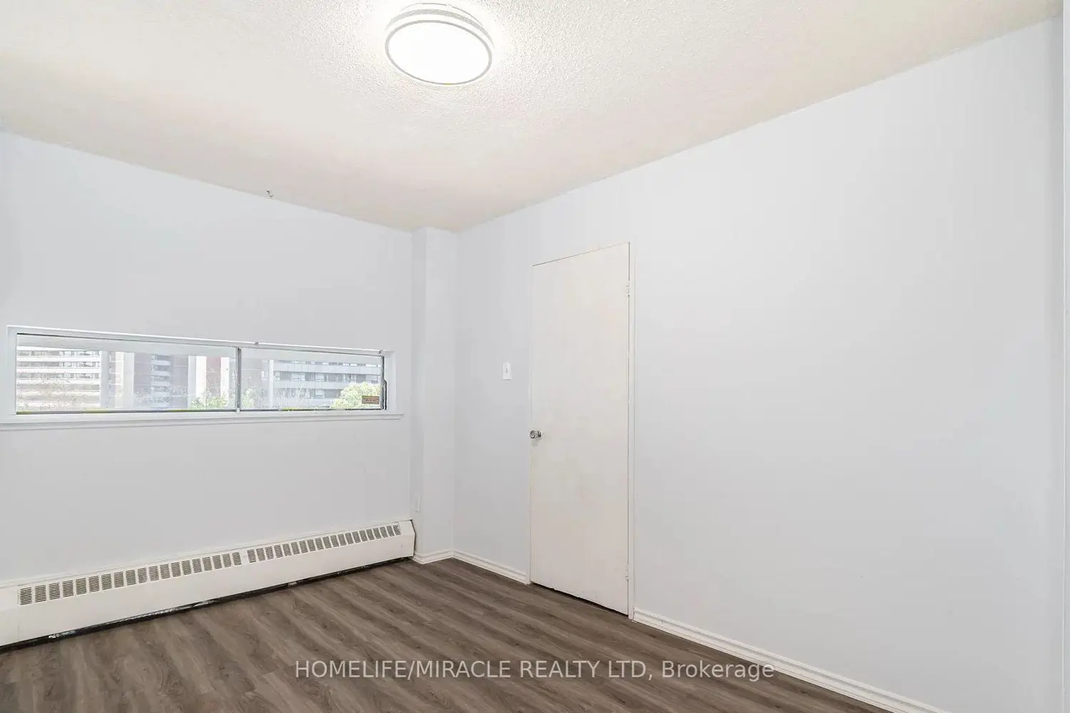 Additional image 10 of 4673 Jane Street 517
