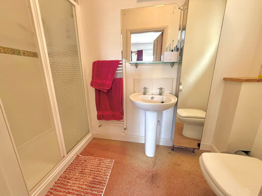 Additional image 12 of 4 bed semi-detached house for saleKirby Road, Dunstable LU6